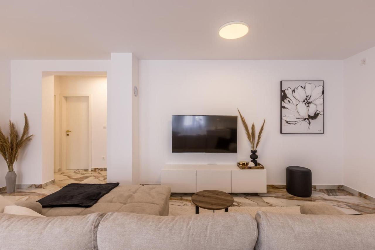 Luxury Allegro Apartment