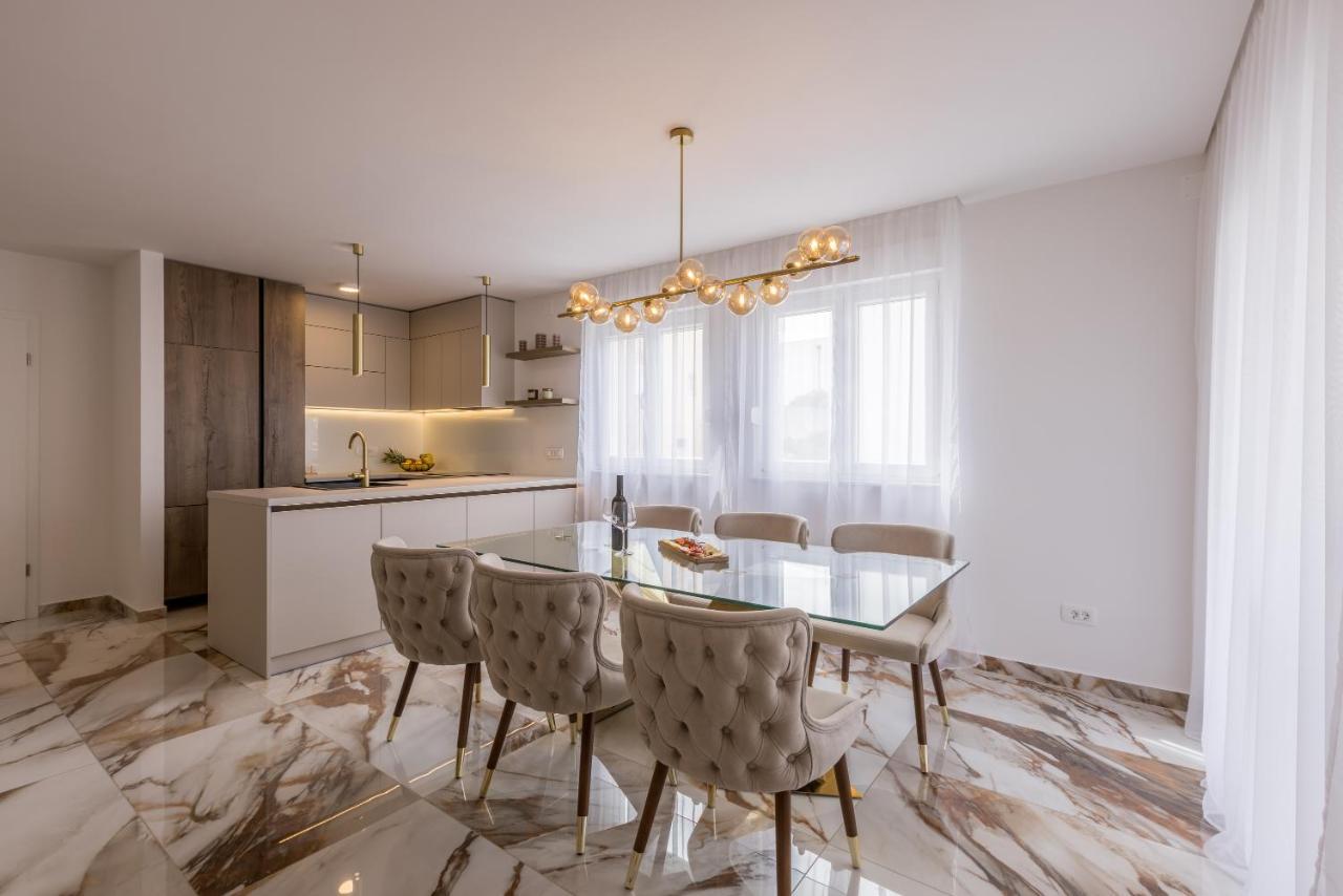 Luxury Allegro * Podstrana